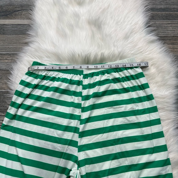 Men’s Elf Christmas Pajama Set - Picture 9 of 11